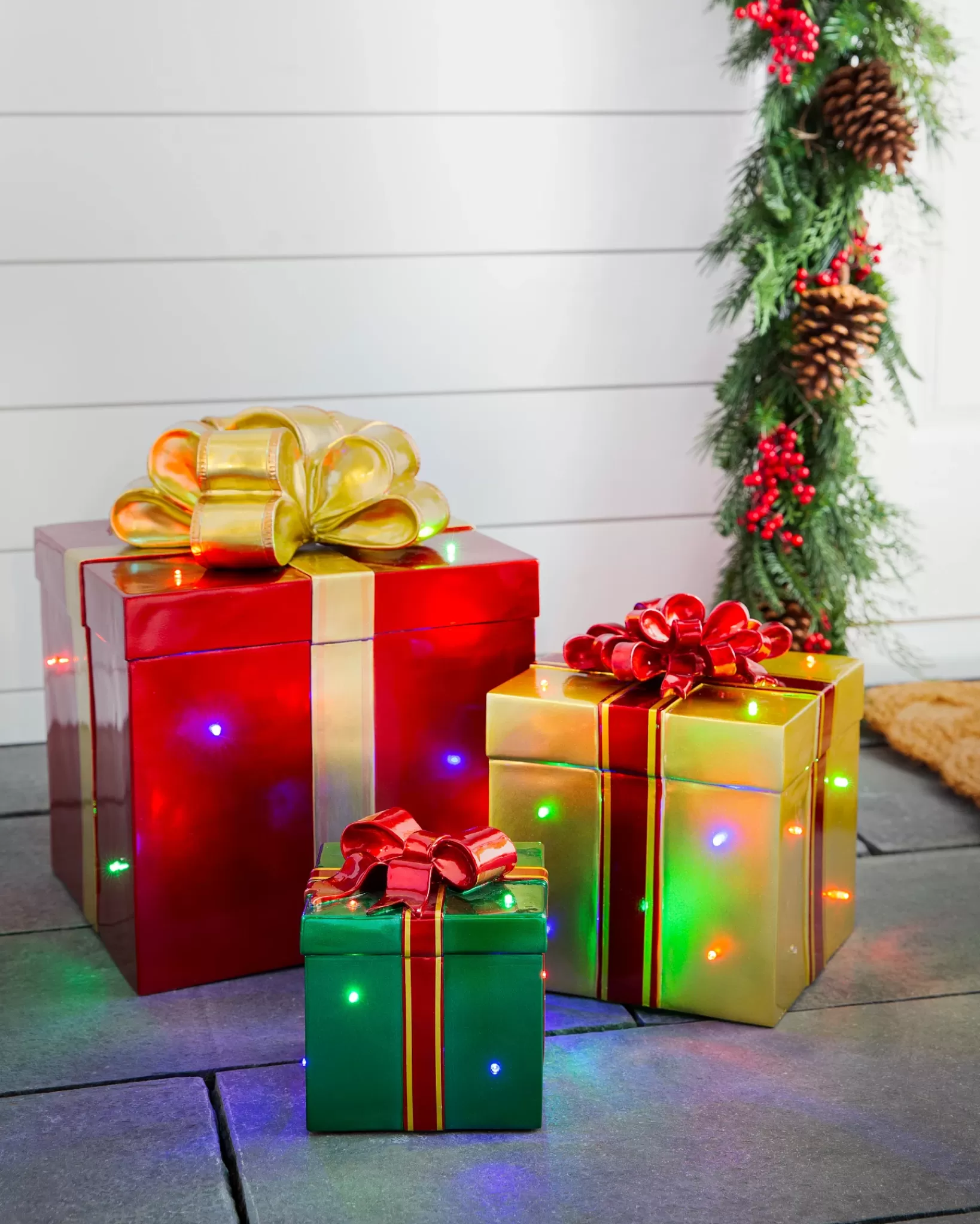 Discount Outdoor Lit Stackable Christmas Gifts Yard Decorations