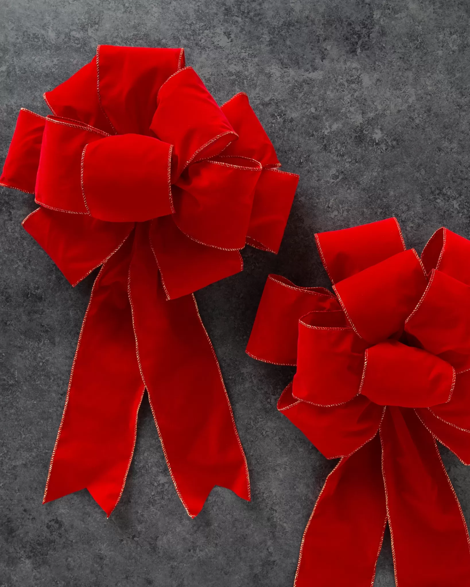 Shop Pre-Tied Christmas Tree Ribbon Bow Sets Ribbons