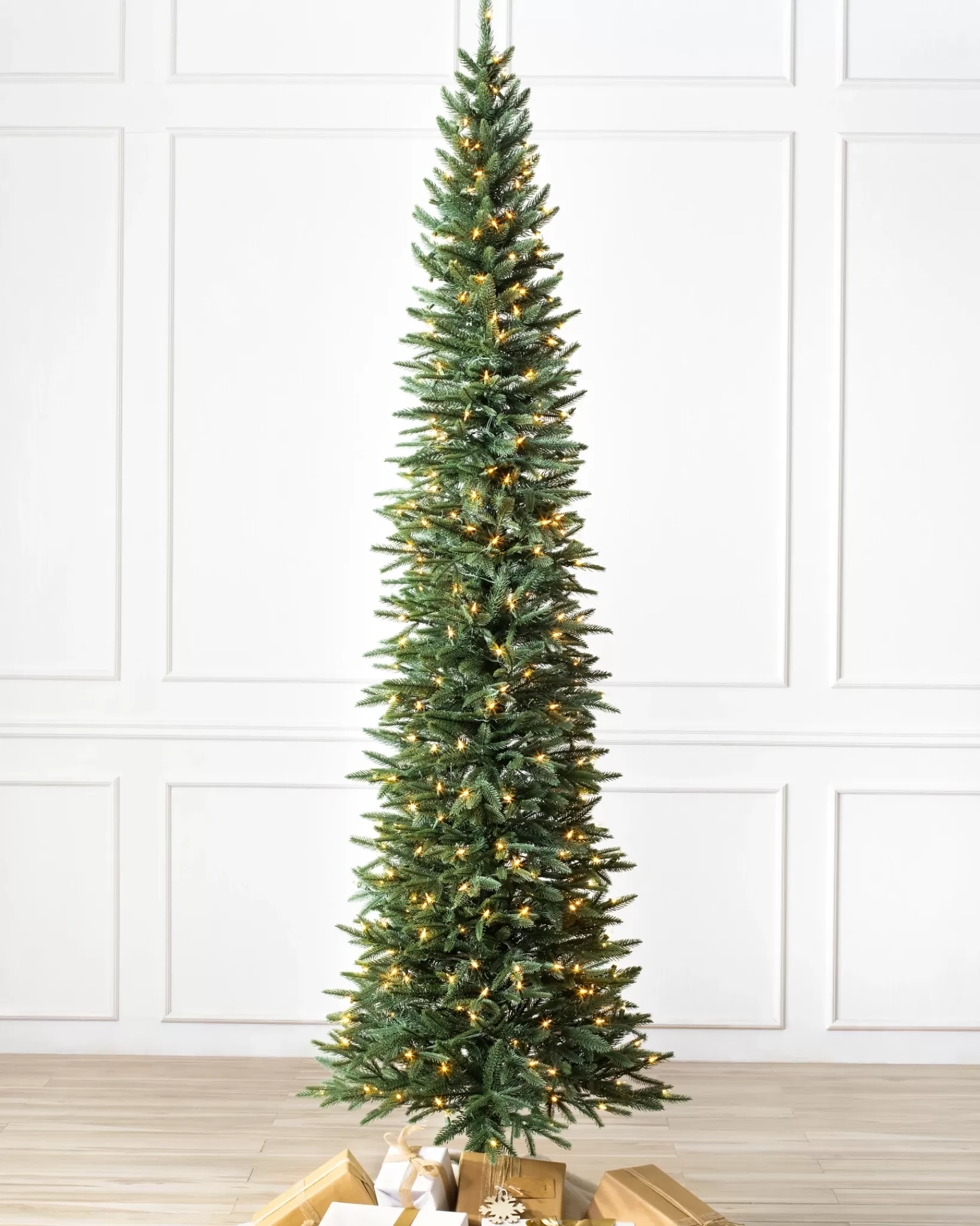 Hot Revelstoke Fir® Trees 7 - 7.5 Feet | 8 - 9 Feet