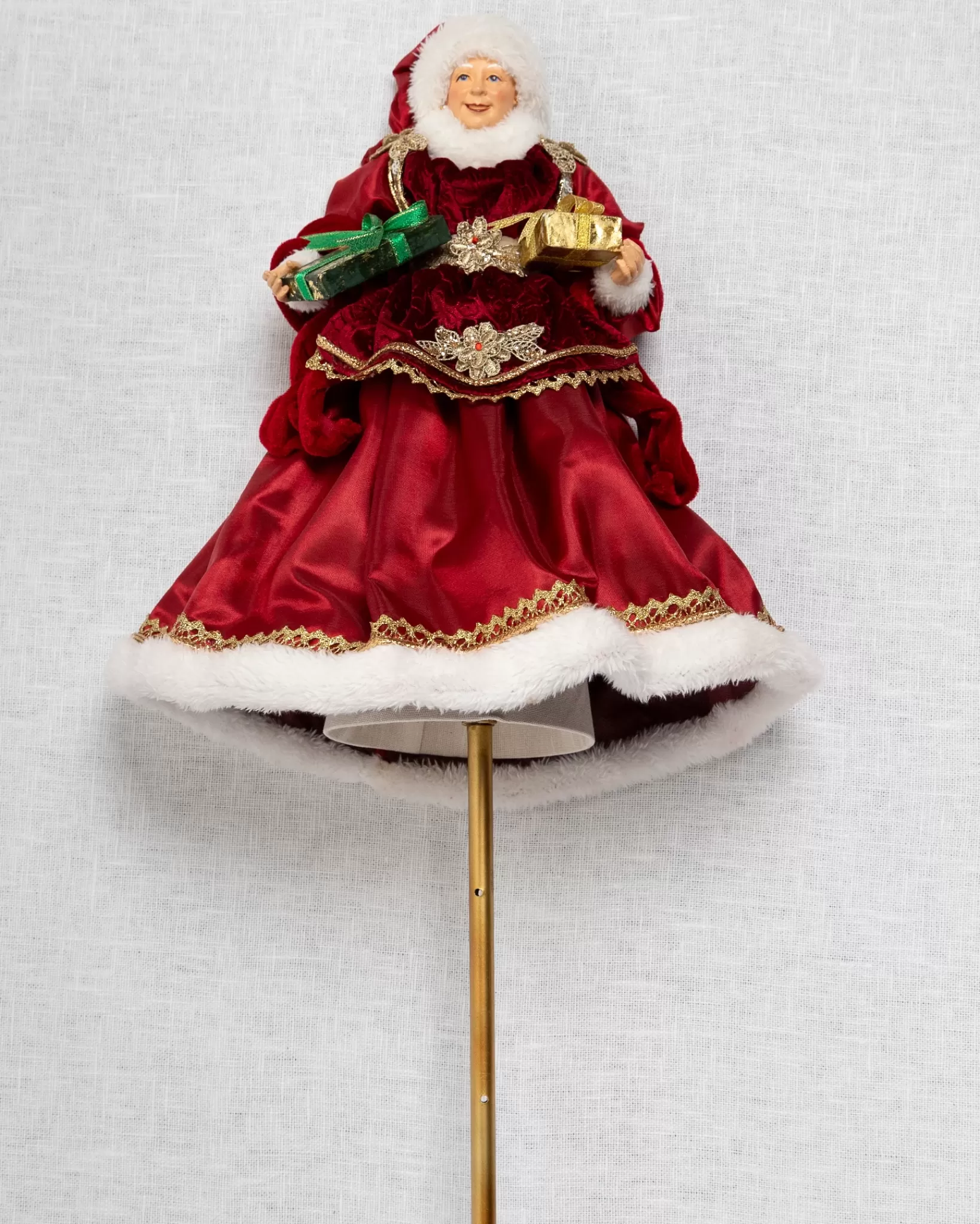 Best Santa And Mrs. Claus Christmas Tree Toppers Toppers