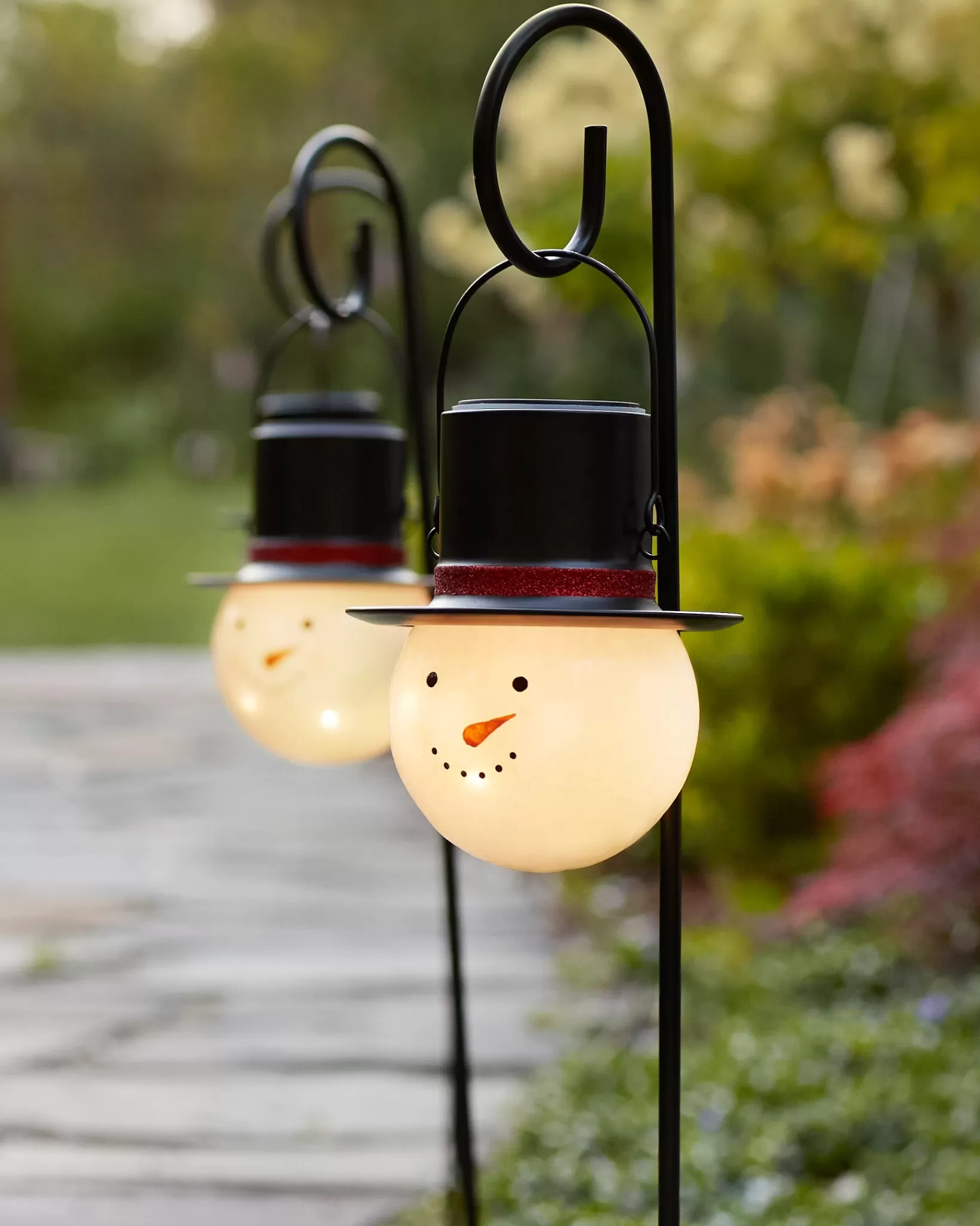 Shop Snowman Solar-Powered Pathway Light Sets Yard Decorations | Outdoor Lights