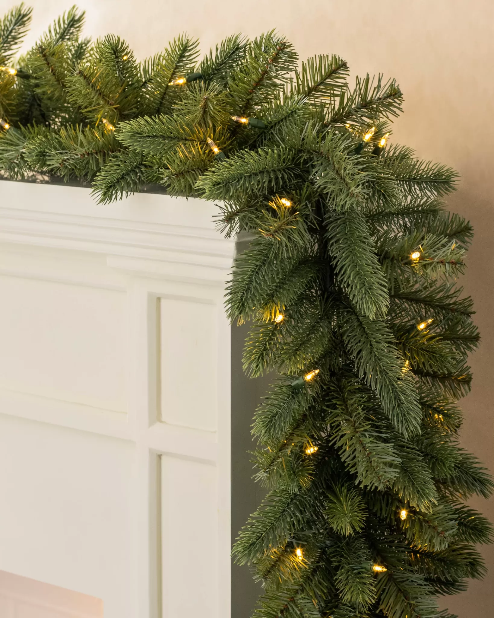 Shop Vermont White Spruce Foliage 26 - 28 Inch | Pre-Lit