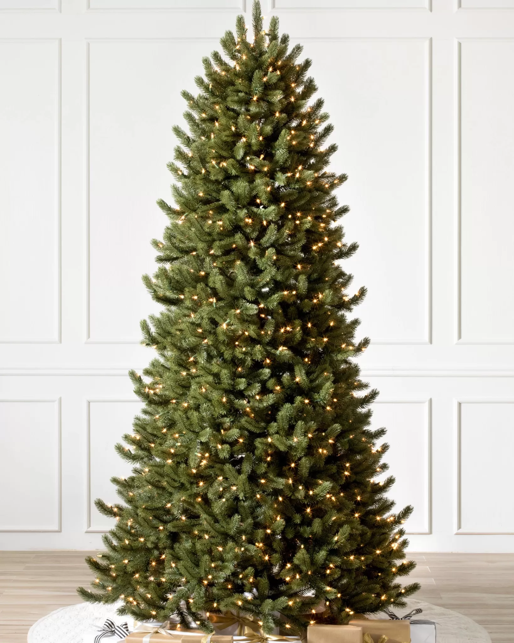 Online Vermont White Spruce® Trees 7 - 7.5 Feet | Pre-Lit