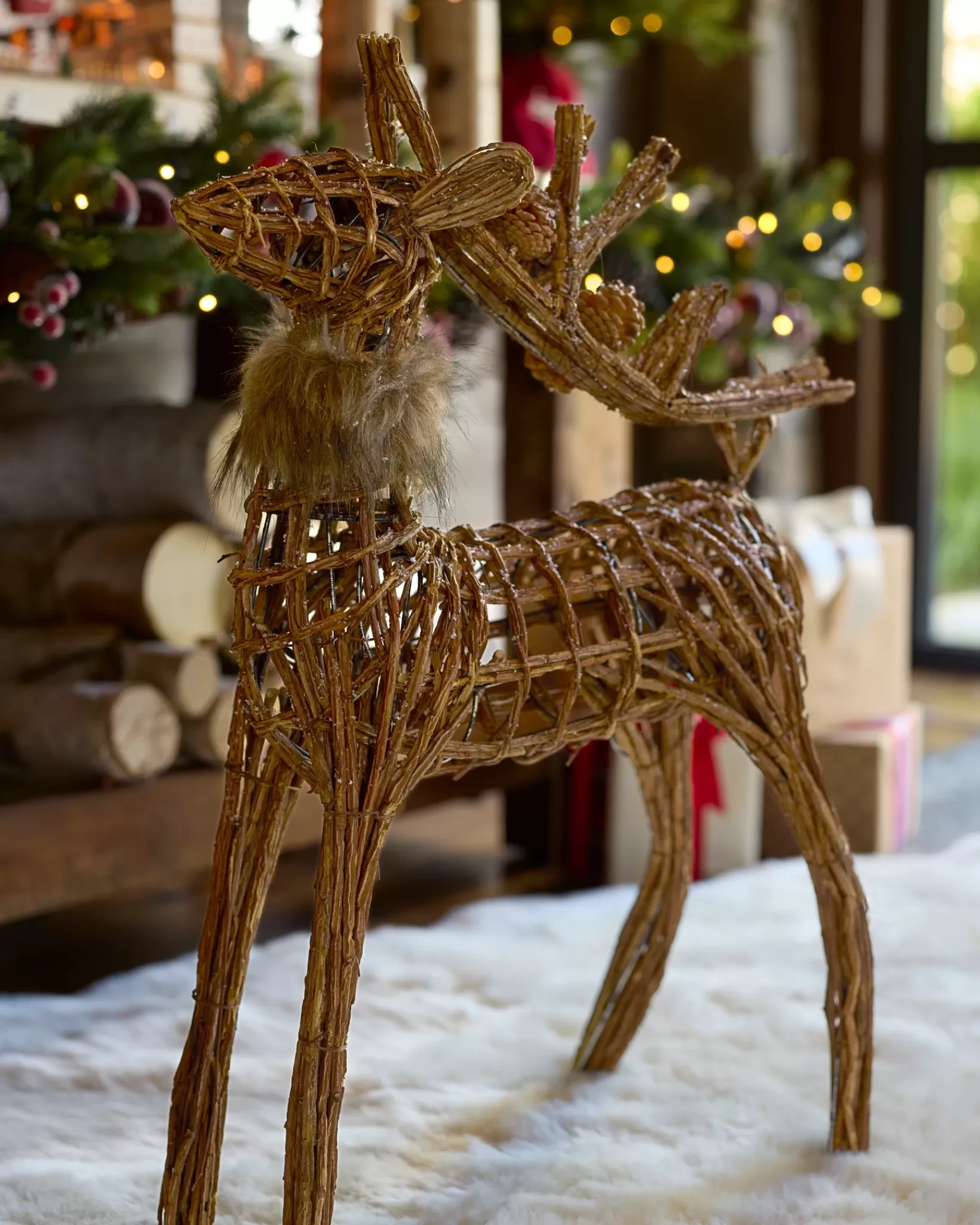 Best Sale Woodland Reindeer & Sleigh Decorative Accents