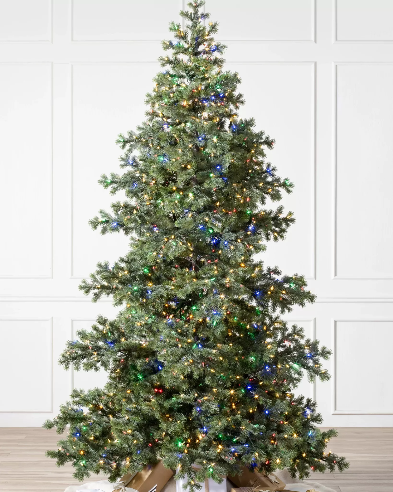 Online Yukon Spruce® Trees 7 - 7.5 Feet | Pre-Lit