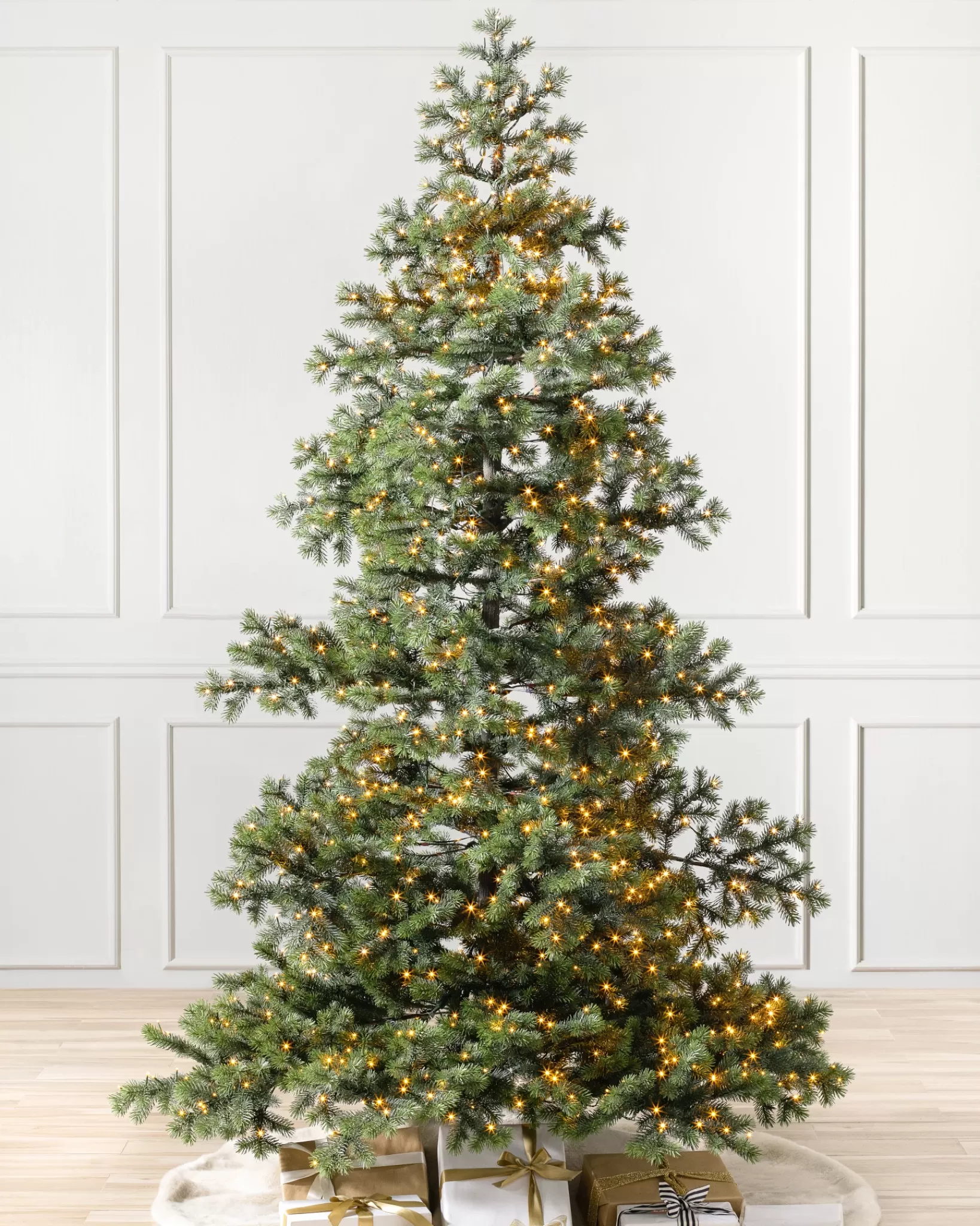 Online Yukon Spruce® Trees 7 - 7.5 Feet | Pre-Lit